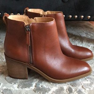 Crown Vintage Ankle Boots